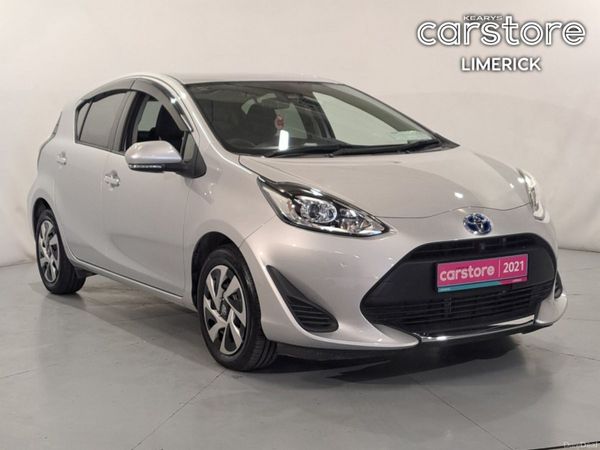 Toyota Aqua Hatchback, Petrol Hybrid, 2021, Silver