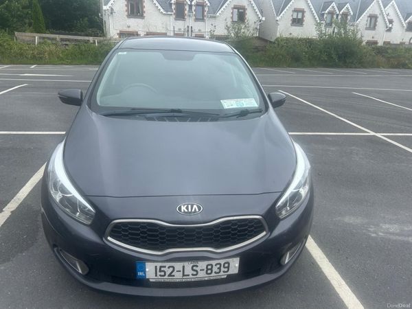 Kia Ceed Hatchback, Diesel, 2015, Silver