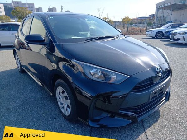Toyota Yaris Hatchback, Petrol, 2022, Black