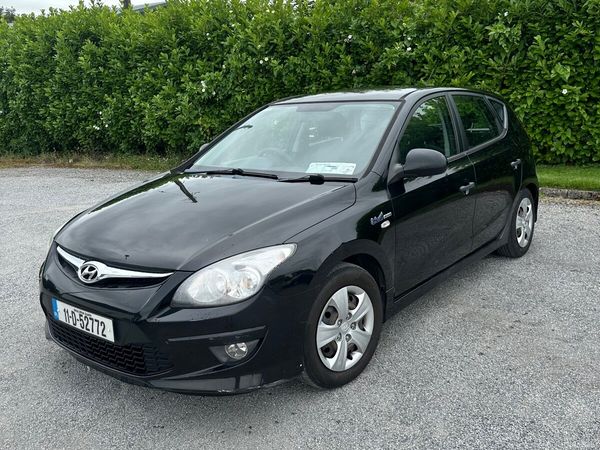 Hyundai i30 Hatchback, Diesel, 2011, Black