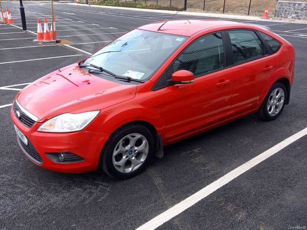 Ford Focus Hatchback, Diesel, 2011, Red
