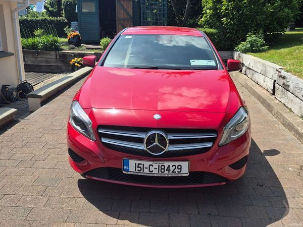 Mercedes-Benz A-Class Hatchback, Petrol, 2015, Red