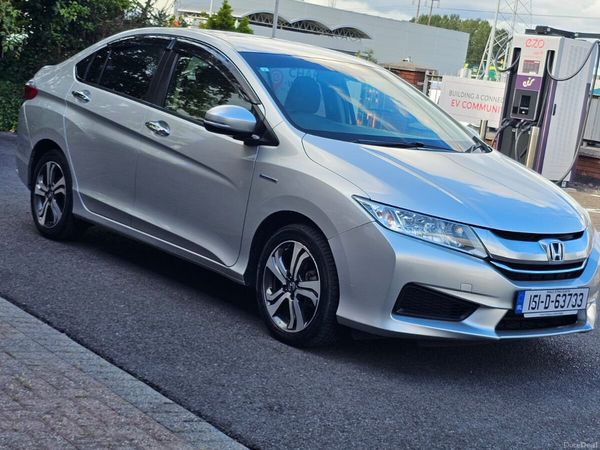 Honda Grace Saloon, Petrol Hybrid, 2015, Silver