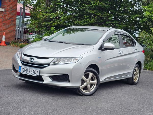 Honda Grace Saloon, Petrol Hybrid, 2015, Silver