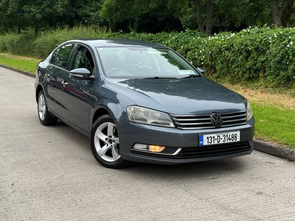 Volkswagen Passat Saloon, Diesel, 2013, Grey