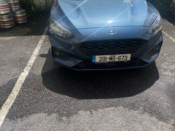 Ford Focus Hatchback, Diesel, 2020, Blue
