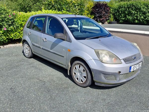 Ford Fiesta Hatchback, Diesel, 2007, Silver