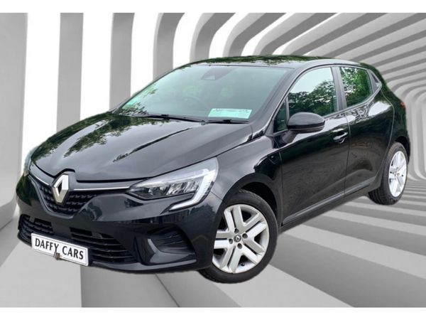Renault Clio Hatchback, Petrol, 2022, Black