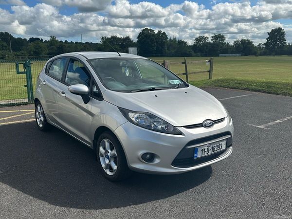 Ford Fiesta Hatchback, Petrol, 2011, Silver