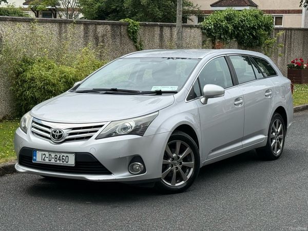 Toyota Avensis Estate, Diesel, 2012, Silver