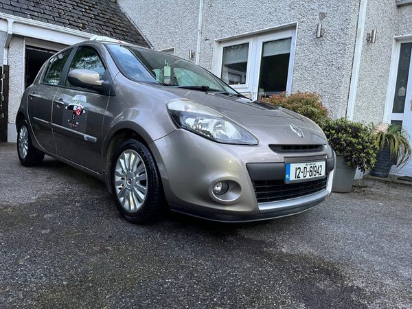 Renault Clio Hatchback, Petrol, 2012, Beige