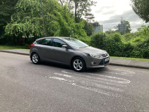 Ford Focus Hatchback, Diesel, 2014, Brown