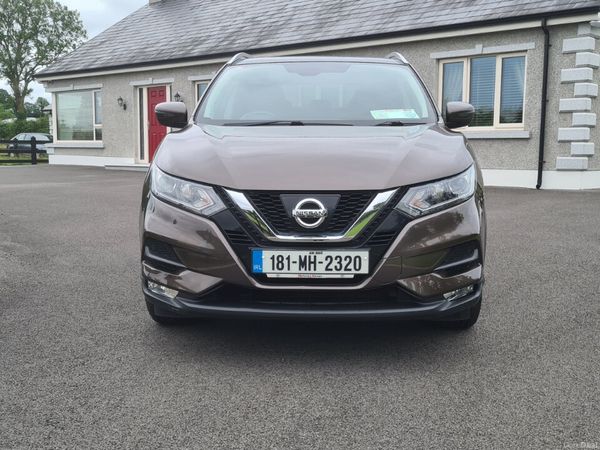 Nissan Qashqai MPV, Petrol, 2018, Brown