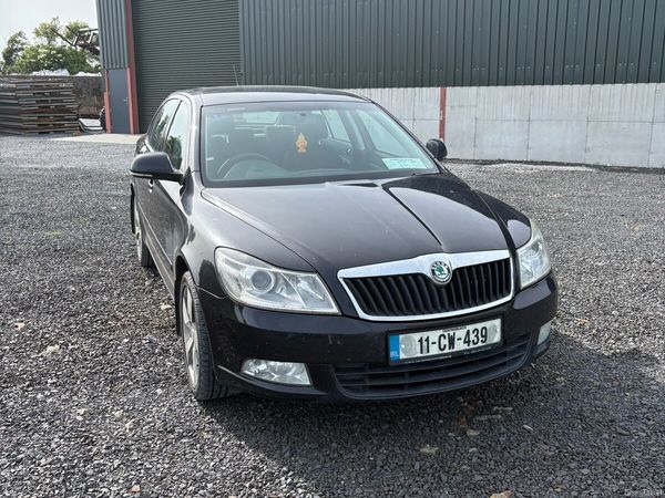 Skoda Octavia Hatchback, Diesel, 2011, Black