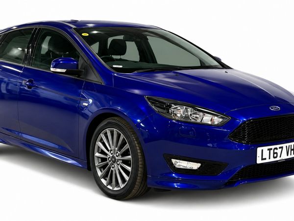 Ford Focus Hatchback, Diesel, 2017, Blue