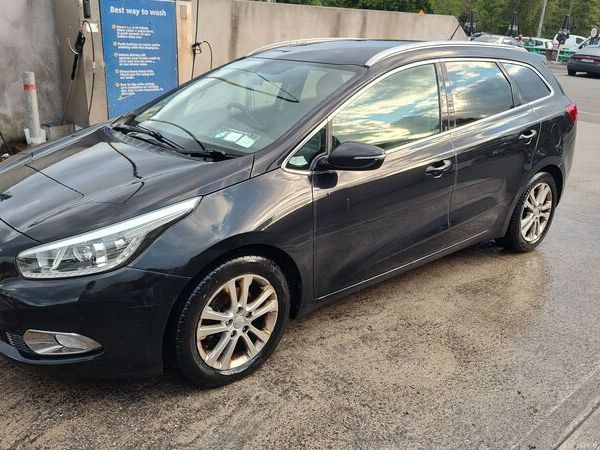 Kia Ceed Estate/Jeep, Diesel, 2013, Black