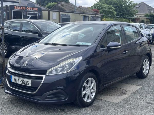 Peugeot 208 Hatchback, Diesel, 2018, Blue
