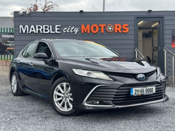 Toyota Camry Saloon, Petrol Hybrid, 2021, Black