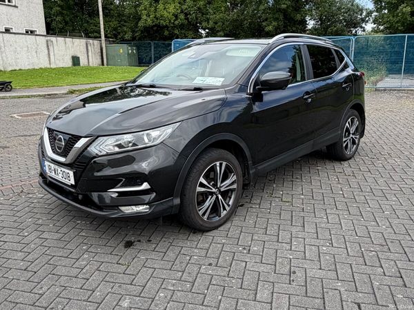 Nissan Qashqai Hatchback, Diesel, 2018, Black