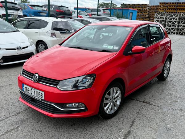 Volkswagen Polo Hatchback, Petrol, 2016, Red