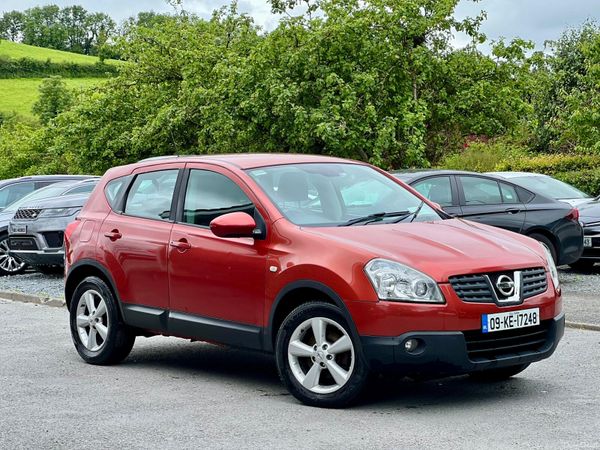 Nissan Qashqai Hatchback, Diesel, 2009, Orange