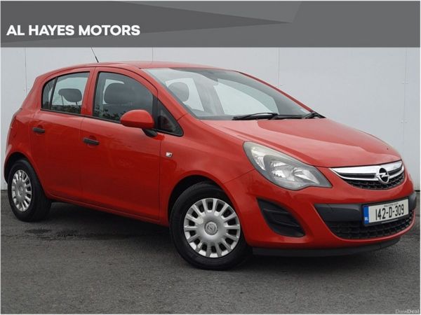 Opel Corsa Hatchback, Petrol, 2014, Red