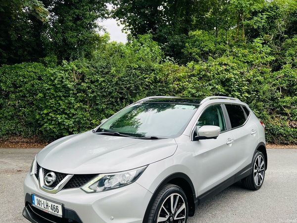 Nissan Qashqai Hatchback, Diesel, 2014, Silver