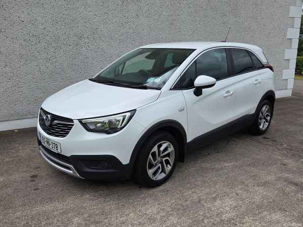 Vauxhall Crossland X Hatchback, Diesel, 2019, White