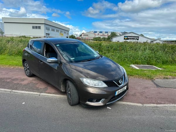 Nissan Pulsar Hatchback, Petrol, 2015, Beige