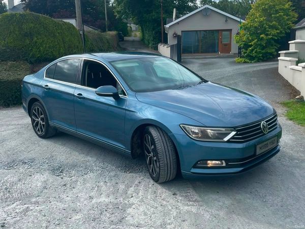 Volkswagen Passat Saloon, Diesel, 2015, Blue