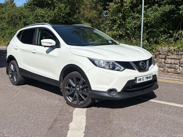 Nissan Qashqai Hatchback, Diesel, 2014, White