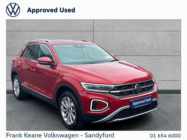 Volkswagen T-Roc SUV, Petrol, 2023, Red