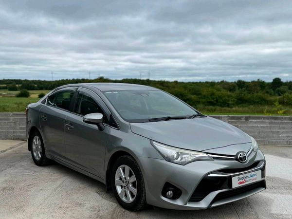 Toyota Avensis Saloon, Diesel, 2016, Grey