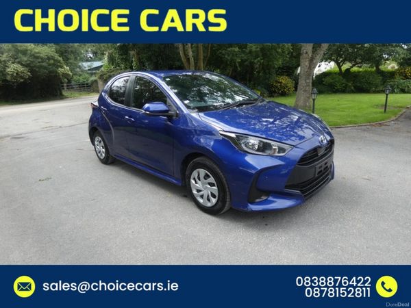 Toyota Yaris Hatchback, Petrol Hybrid, 2022, Blue
