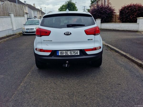 Kia Sportage SUV, Diesel, 2016, White