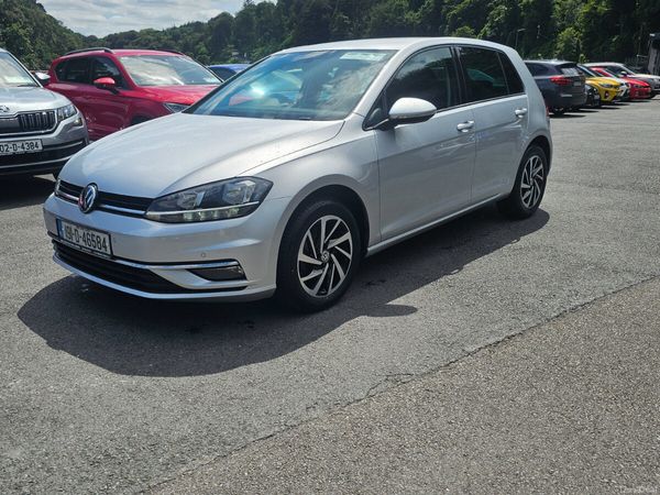 Volkswagen Golf Hatchback, Petrol, 2019, Silver