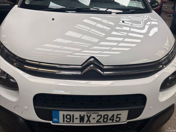 Citroen C3 Hatchback, Petrol, 2019, White