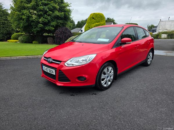 Ford Focus Hatchback, Diesel, 2012, Red