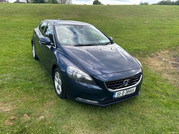 Volvo V40 Hatchback, Diesel, 2015, Blue