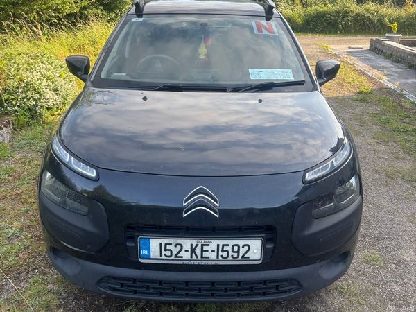Citroen C4 Hatchback, Petrol, 2015, Black