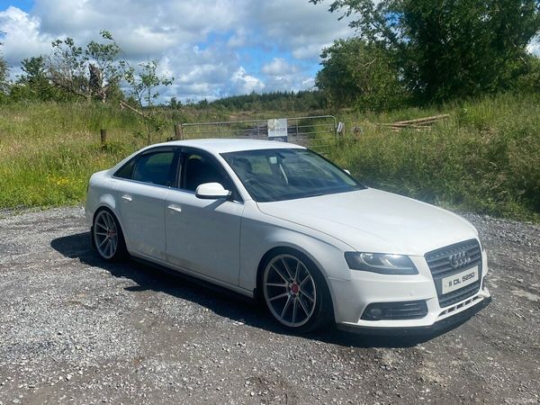 Audi A4 Saloon, Diesel, 2011, White