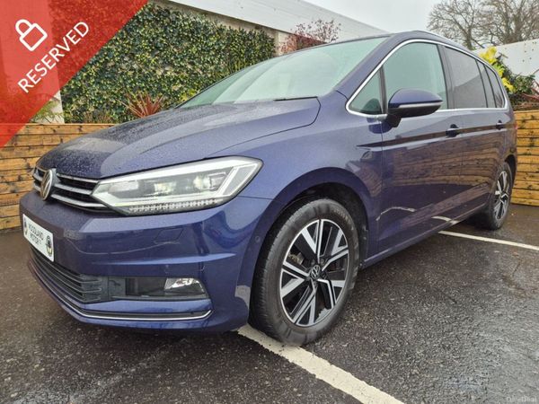 Volkswagen Touran MPV, Diesel, 2022, Blue