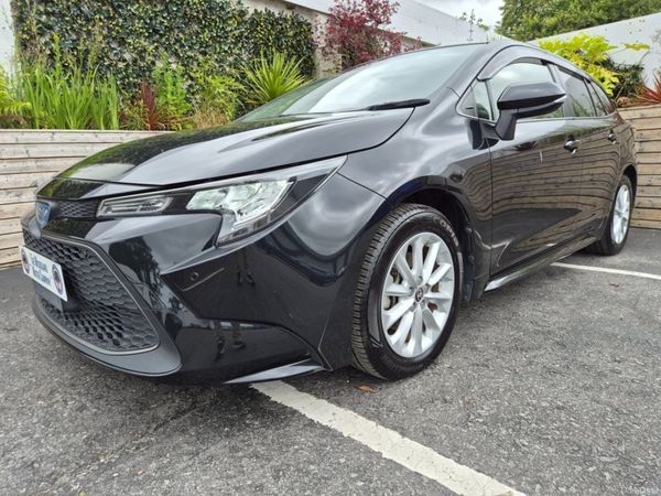 Toyota Corolla Estate, Petrol Hybrid, 2021, Black