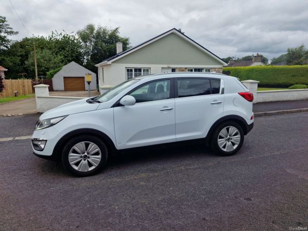 Kia Sportage SUV, Diesel, 2016, White