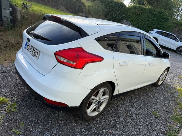 Ford Focus Hatchback, Diesel, 2015, White