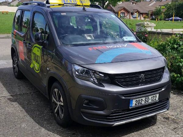 Peugeot Rifter MPV, Diesel, 2020, Grey
