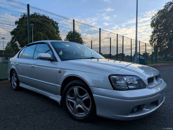 Subaru Legacy Saloon, Petrol, 2000, Grey