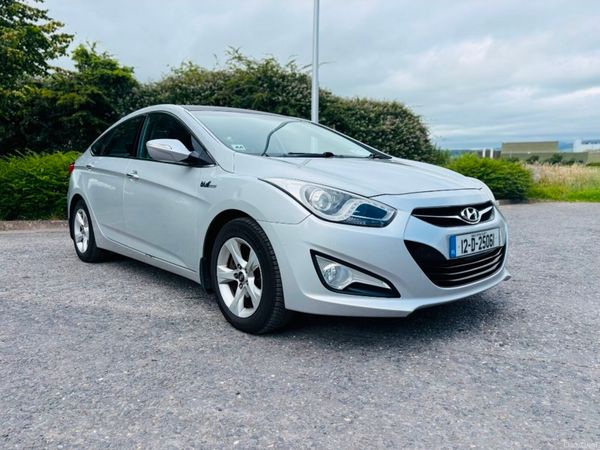Hyundai i40 Saloon, Diesel, 2012, Silver