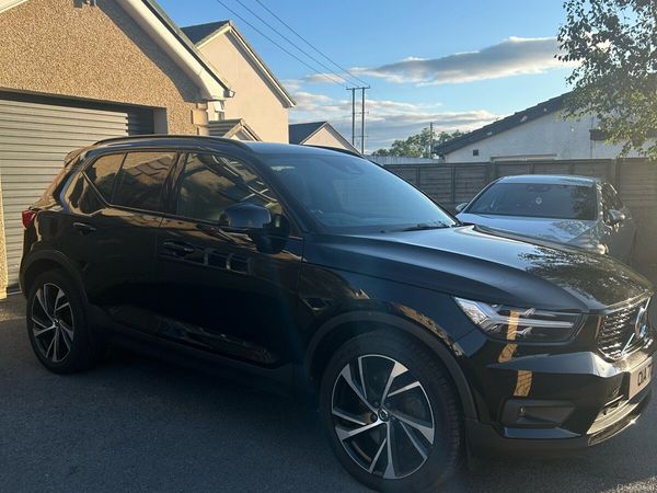 Volvo XC40 SUV, Petrol Hybrid, 2020, Black