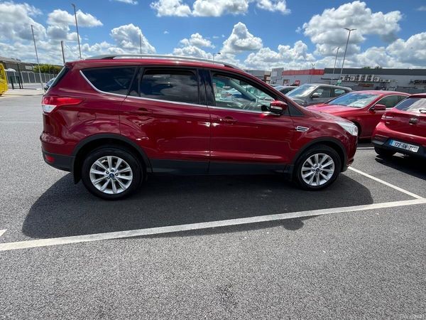 Ford Kuga SUV, Diesel, 2016, Red
